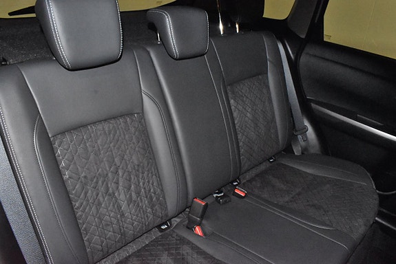 Suzuki Vitara 12 of 23