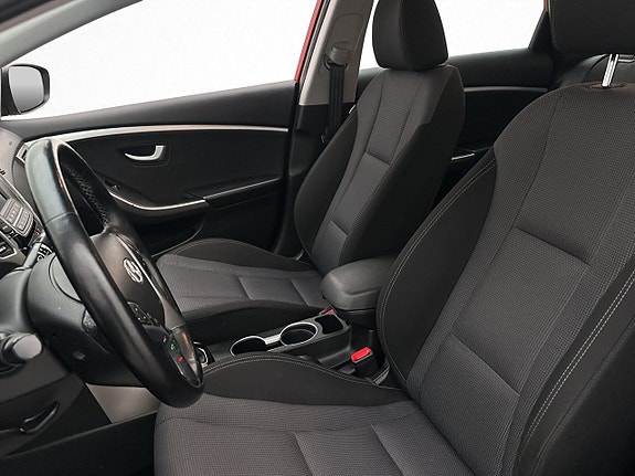 Hyundai i30 11 of 30