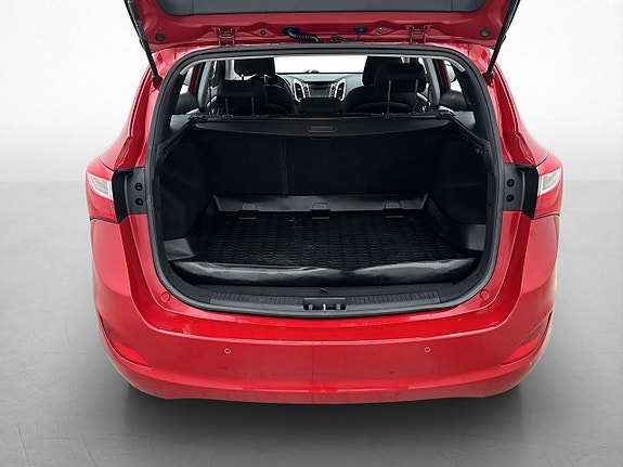 Hyundai i30 28 of 30