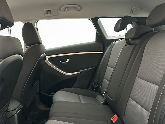 Hyundai i30 16 of 30