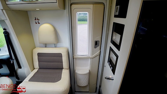 Adria Coral S 670 SLT | Låga enkelsängar | ALDE 19 of 21