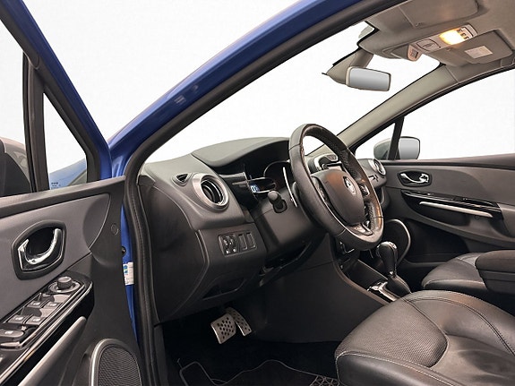 Renault Clio 10 of 30