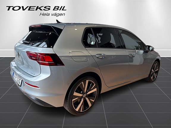 Volkswagen Golf I 2 of 18