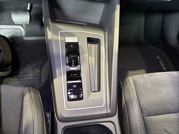 Volkswagen Golf I 14 of 18
