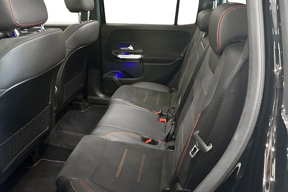 Mercedes-Benz GLB200 9 of 12