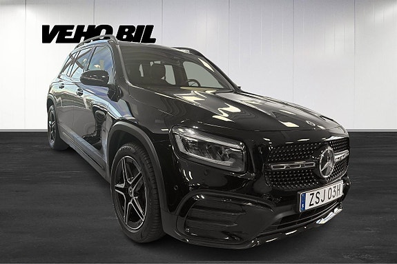 Mercedes-Benz GLB200 2 of 12