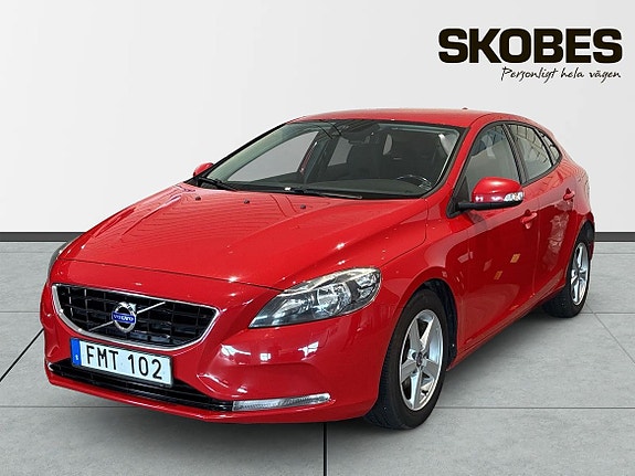 Volvo V40 3 of 3