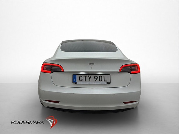 Tesla Model 3 8 of 30