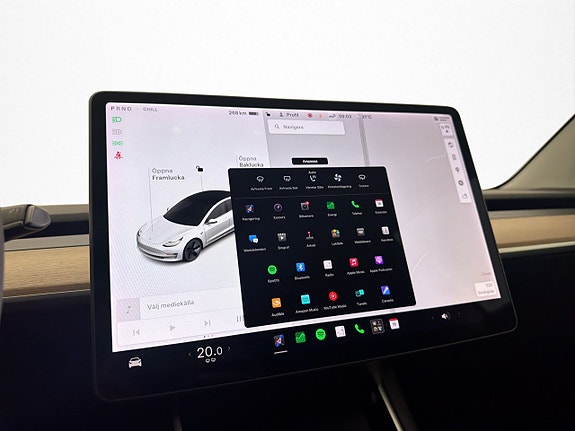 Tesla Model 3 27 of 30