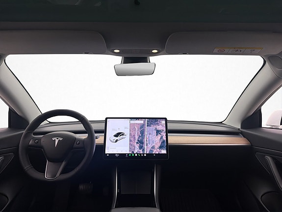 Tesla Model 3 13 of 30