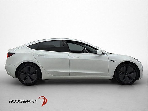 Tesla Model 3 10 of 30