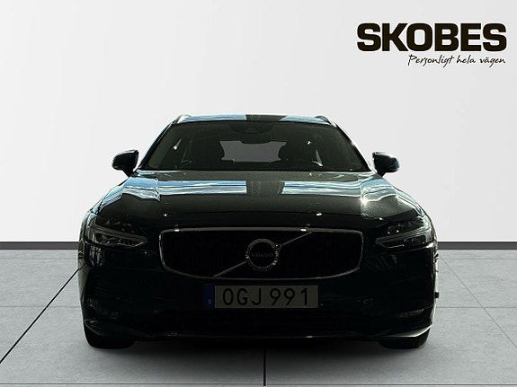 Volvo V90 2 of 3