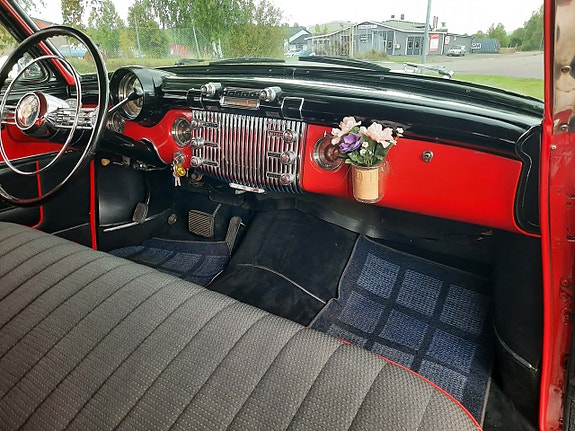 Buick Roadmaster 23 of 30