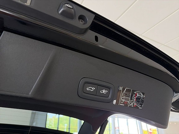 Volvo XC40 19 of 21