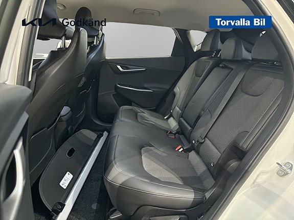 Kia EV6 10 of 15