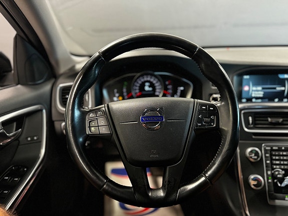 Volvo V60 21 of 23