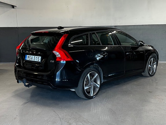 Volvo V60 10 of 23