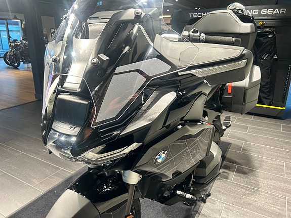 BMW R1300RT /ASA/Comfort/Dynamic/Innovation/652 mil 5 of 17