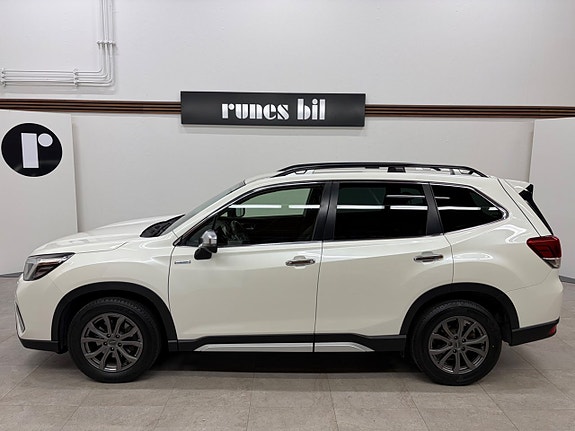 Subaru Forester 2 of 23