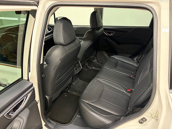 Subaru Forester 6 of 23