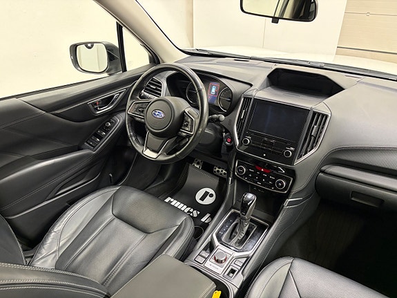 Subaru Forester 21 of 23