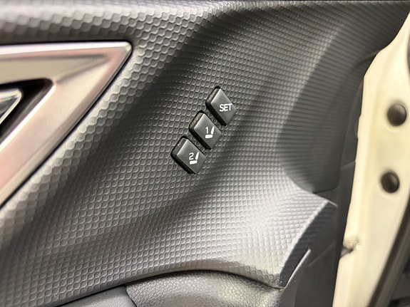Subaru Forester 10 of 23
