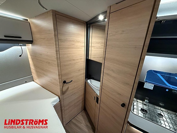 Knaus L!VE WAVE PLATINUM SELECTION 650 MF 14 of 19