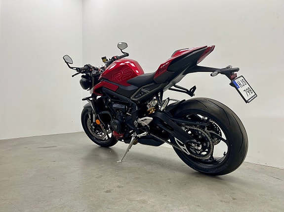 Triumph Street Triple 765 RS   Nu finns 2027 modellår i lager 6 of 9