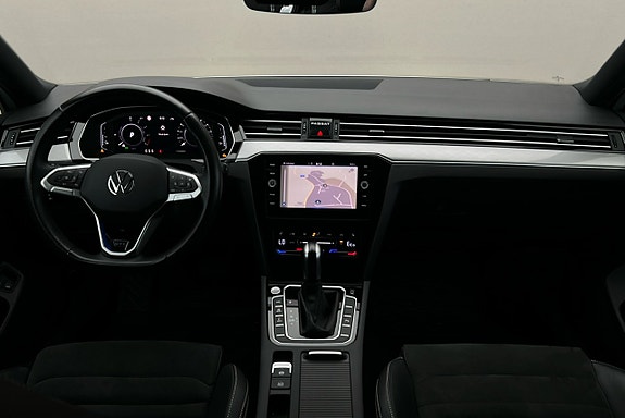 Volkswagen Passat 3 of 3