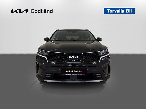 Kia Sorento 3 of 16