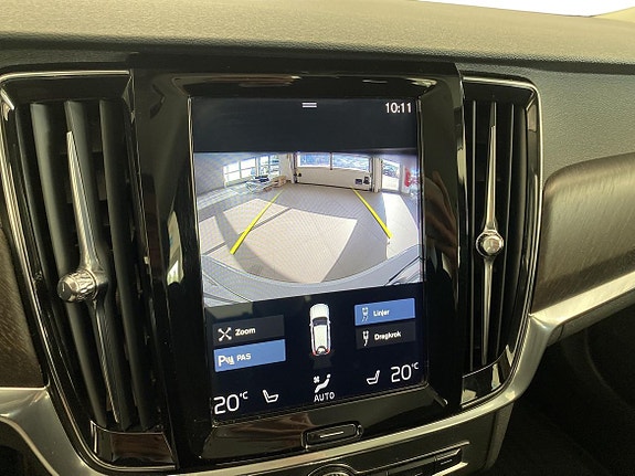 Volvo V90 Cross Country 12 of 13
