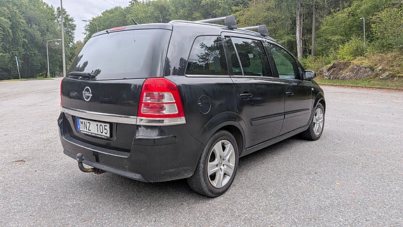 Opel Zafira 3 of 12