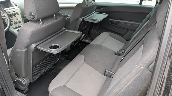 Opel Zafira 7 of 12