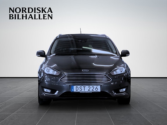 Ford Focus 2 of 15