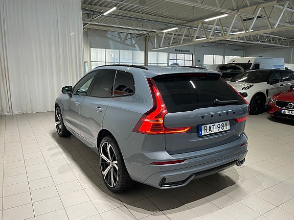 Volvo XC60 5 of 13