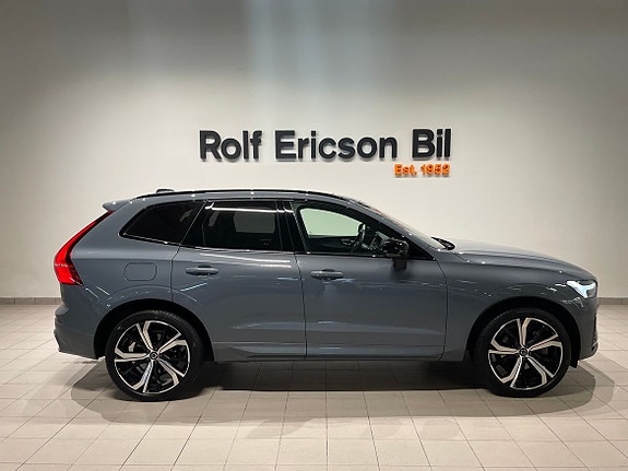 Volvo XC60 2 of 13