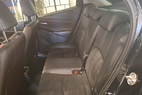 Mazda 2 7 of 9