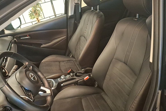 Mazda 2 9 of 9