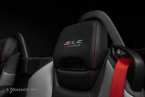 Mercedes-Benz SLC43 16 of 20