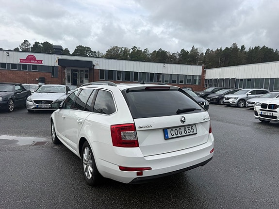 Skoda Octavia 5 of 17