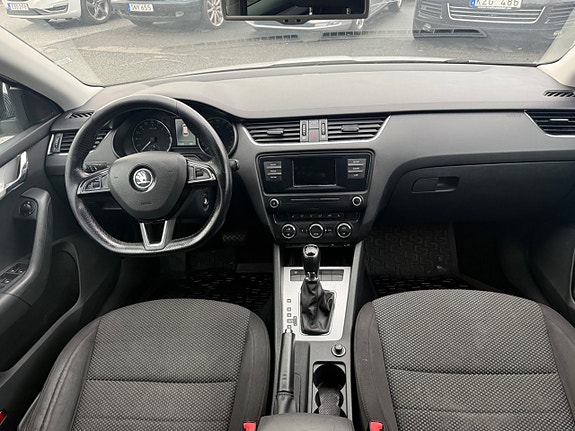 Skoda Octavia 7 of 17