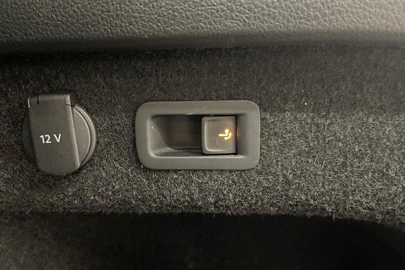 Volkswagen Passat 21 of 22