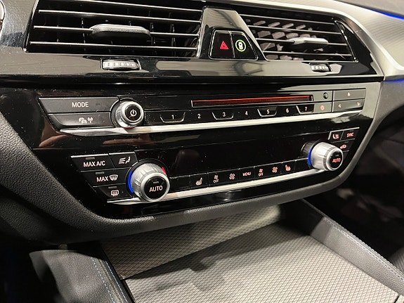 BMW 520d 16 of 19