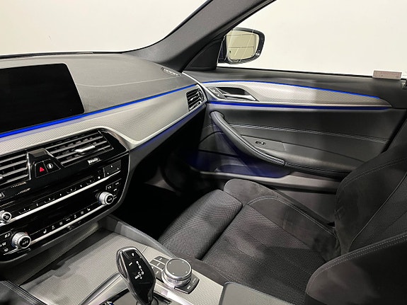 BMW 520d 14 of 19