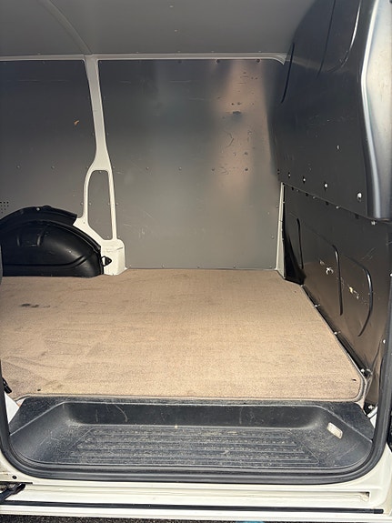 Volkswagen Transporter 10 of 13