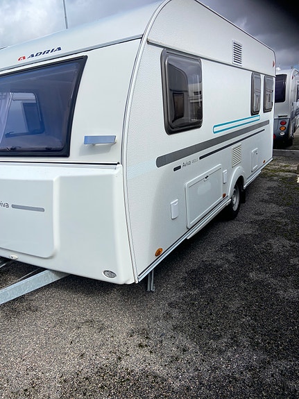 Adria Aviva 492 LU 4 of 6