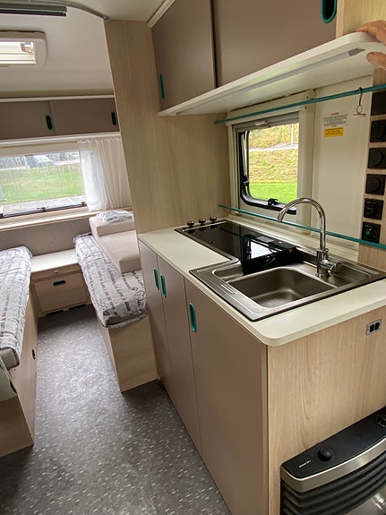 Adria Aviva 492 LU 2 of 6