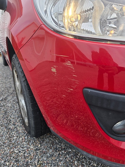 Renault Clio 10 of 12