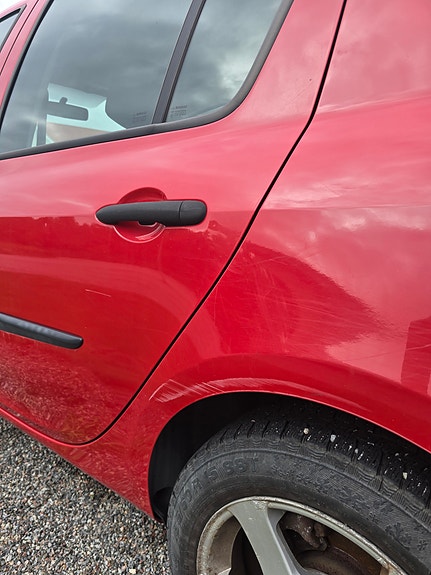 Renault Clio 11 of 12