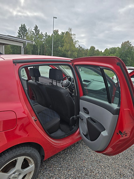 Renault Clio 4 of 12